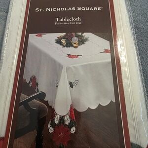 St Nicholas Square Christmas Tablecloth White Red Poinsettia Kohls 60" x 102"